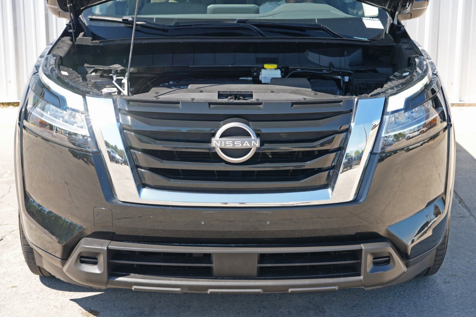 Used 2022 Nissan Pathfinder SV w/ SV Premium Package image 7