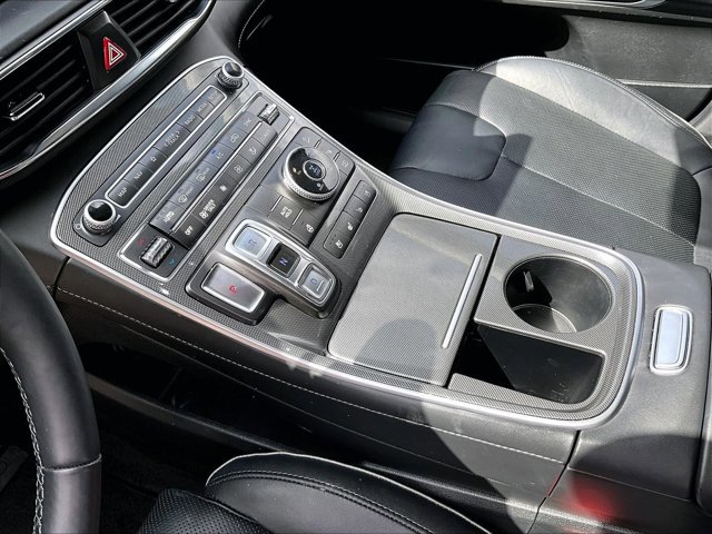 Used 2023 Hyundai Santa Fe Limited w/ Cargo Package image 15