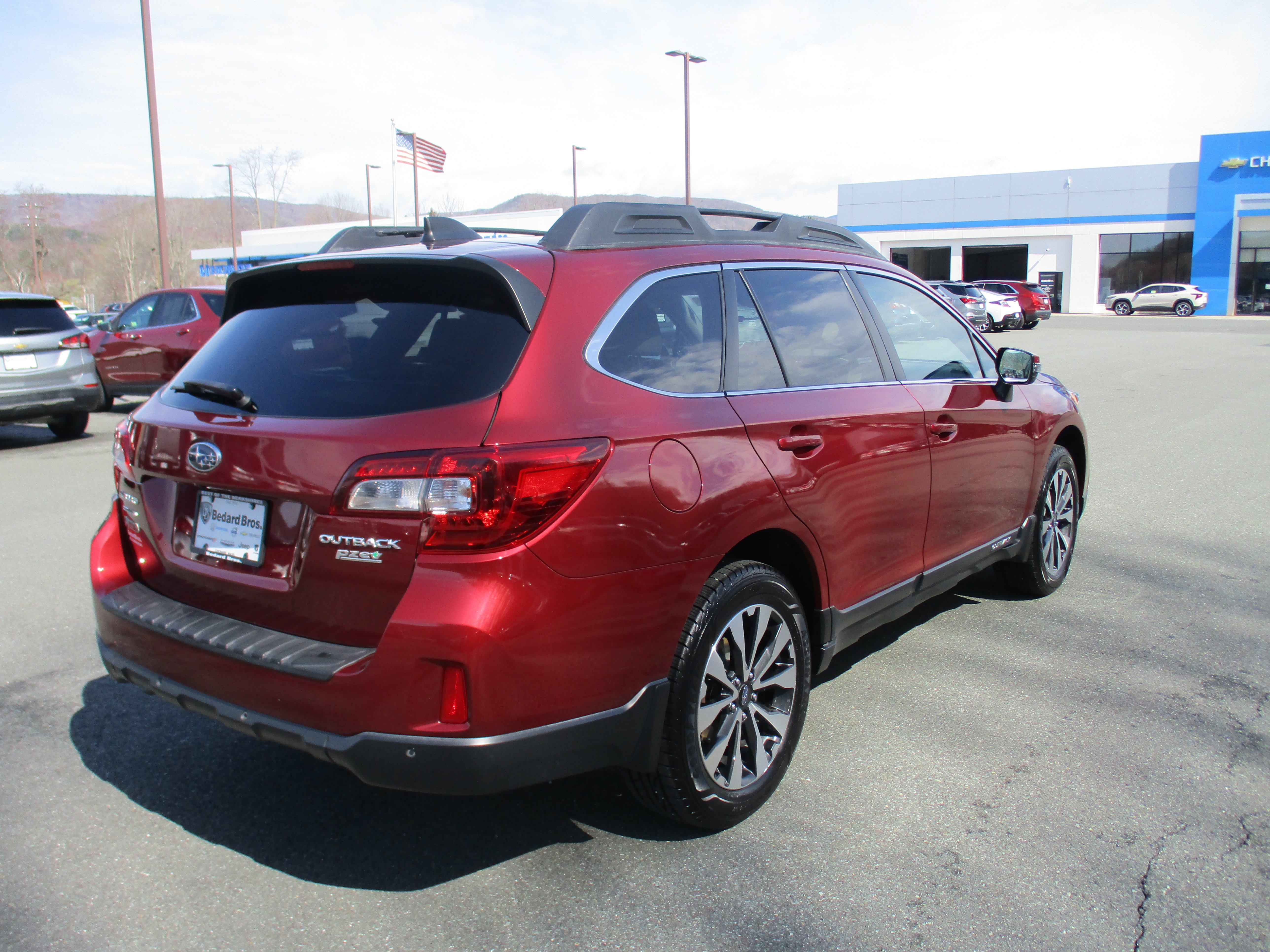 Used 2017 Subaru Outback 2.5i Limited image 5