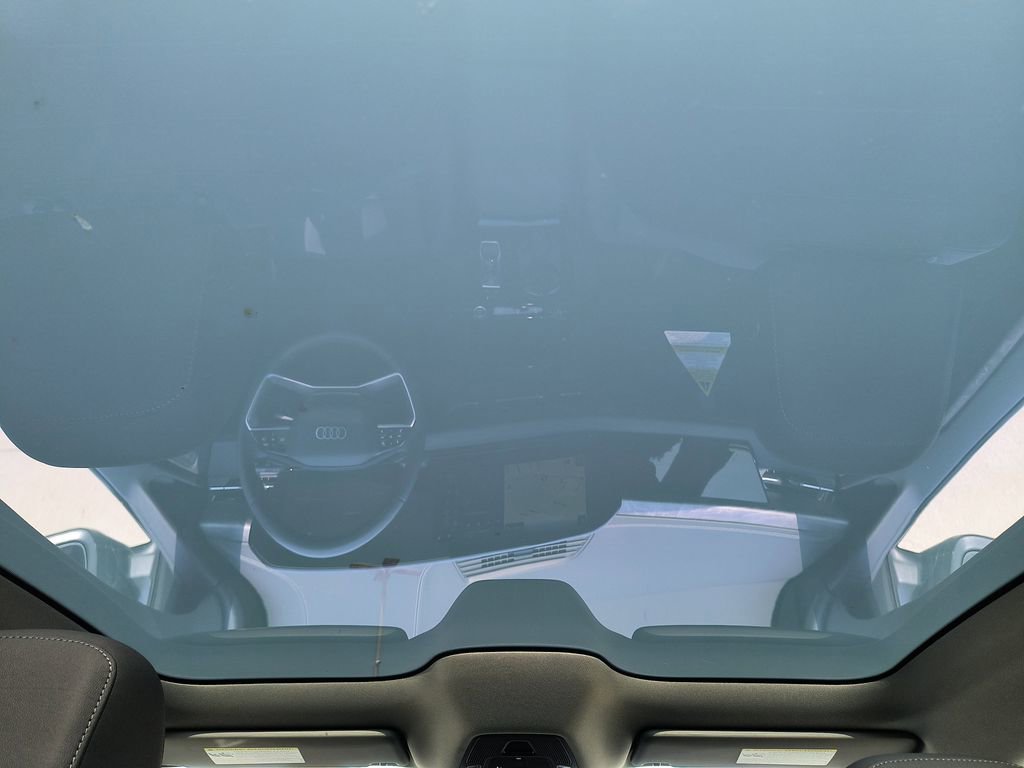 New 2025 Audi A6 e-tron Premium AWD/4WD image 12