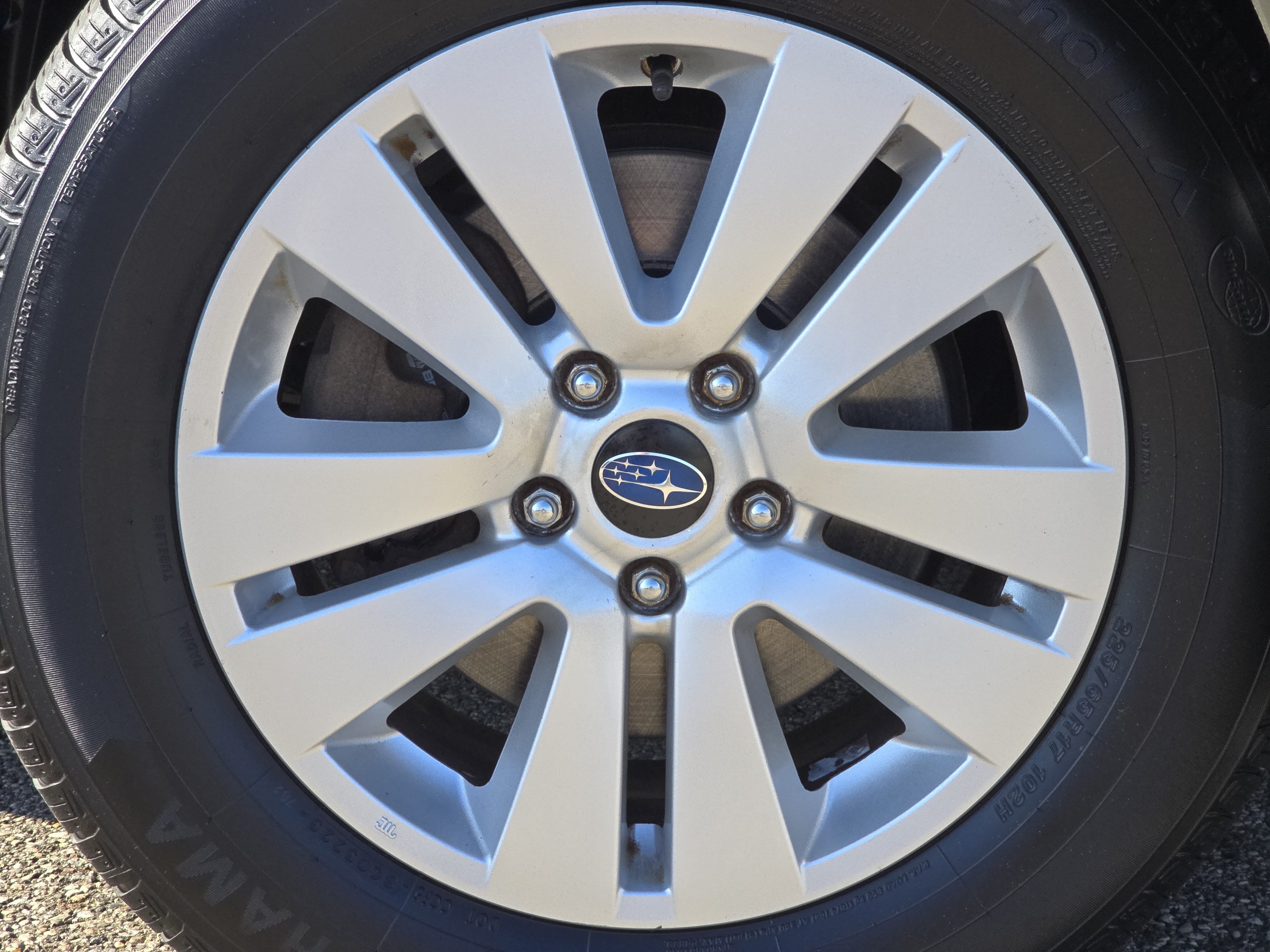 Used 2015 Subaru Outback 2.5i Premium AWD/4WD image 14