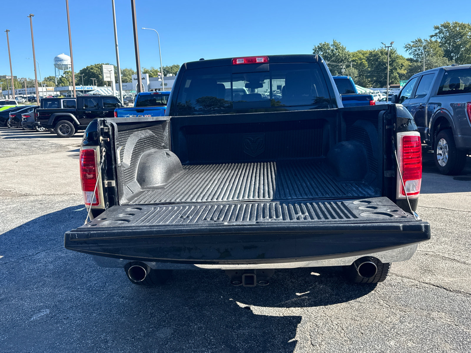 Used 2014 RAM 1500 Laramie w/ Convenience Group AWD/4WD image 18
