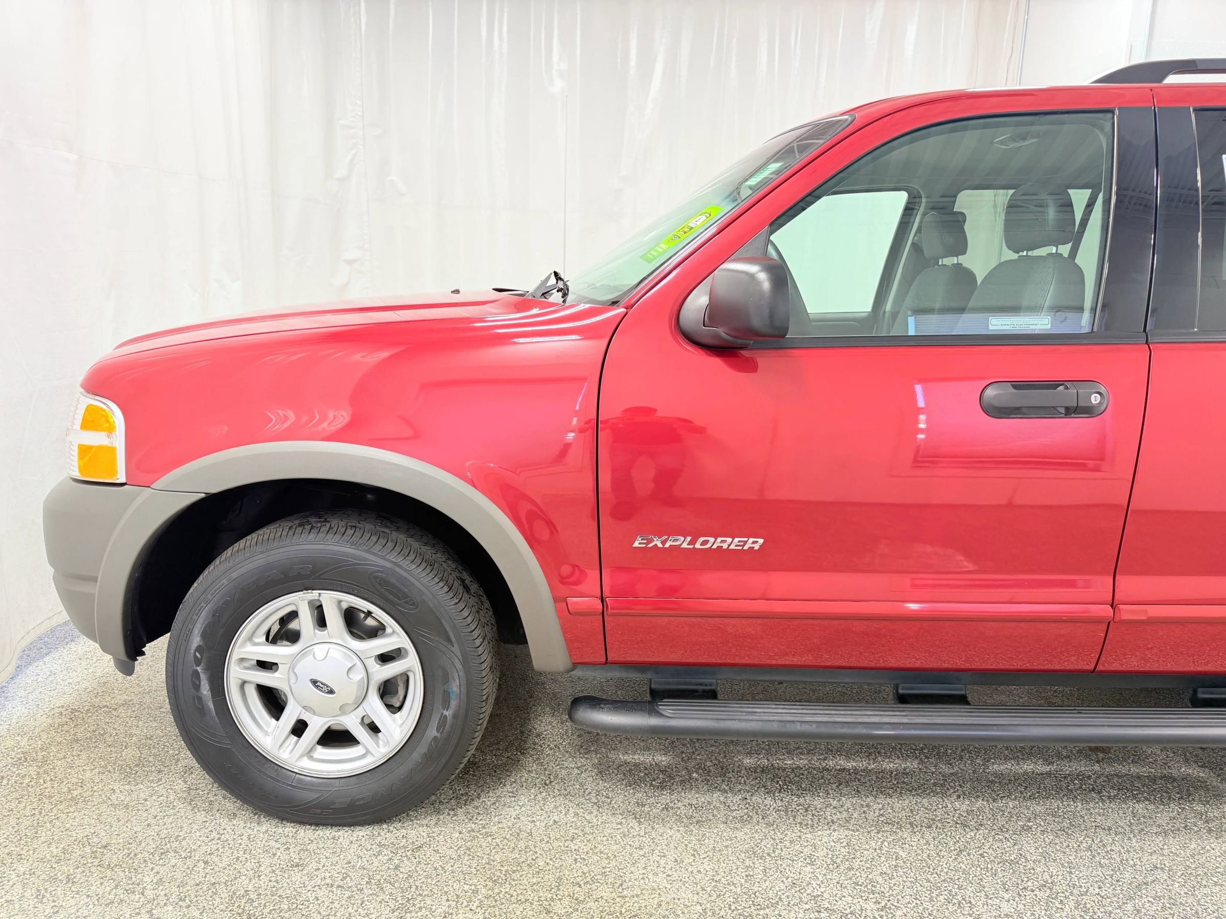 Used 2002 Ford Explorer XLS AWD/4WD image 4