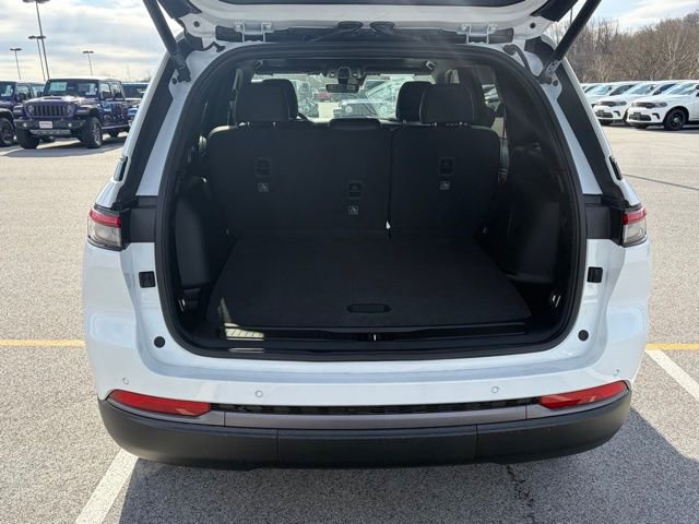 New 2026 Jeep Grand Cherokee Limited w/ Limited Altitude Package image 7