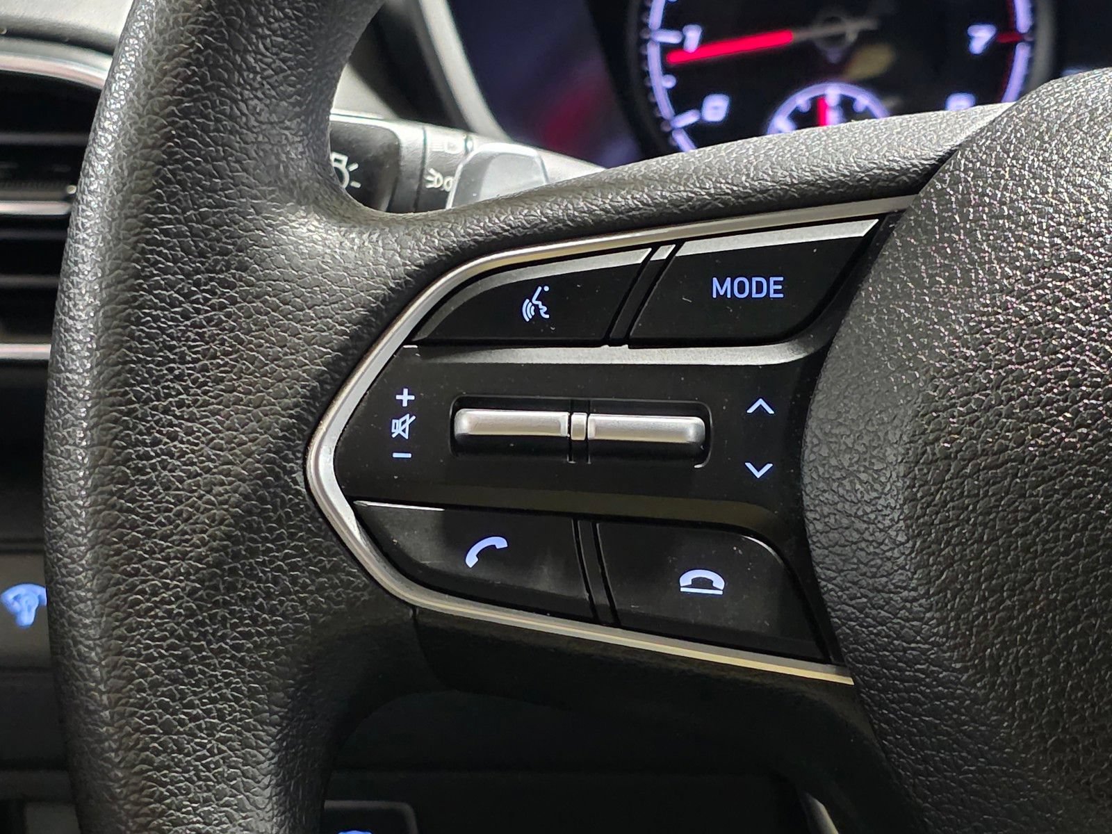 Used 2022 Hyundai Santa Fe SEL FWD image 31