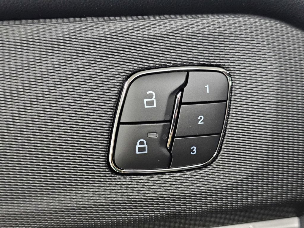 New 2026 Ford Explorer Tremor w/ Tremor Ultimate Package AWD/4WD image 32