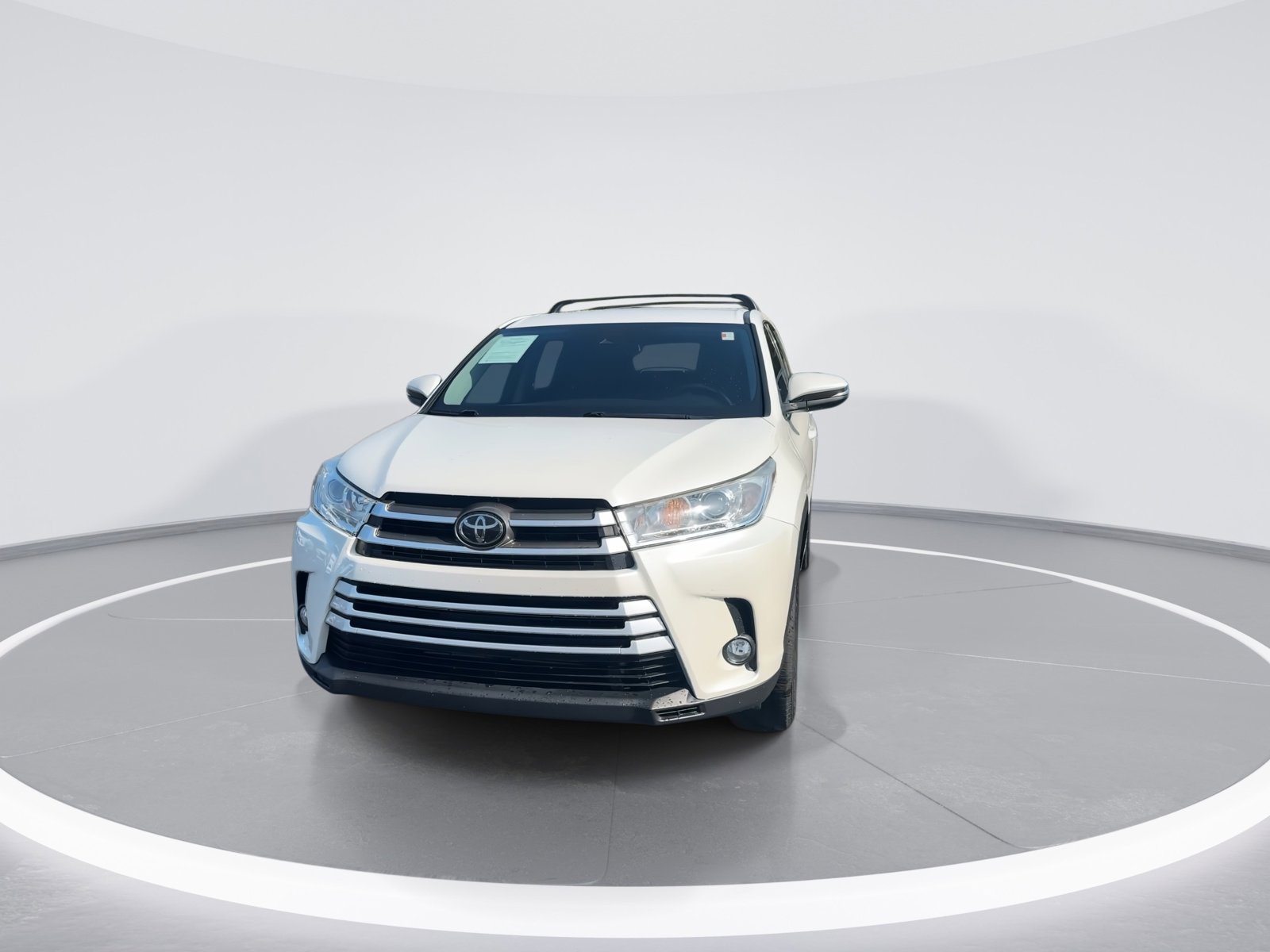 Used 2018 Toyota Highlander Plus image 3