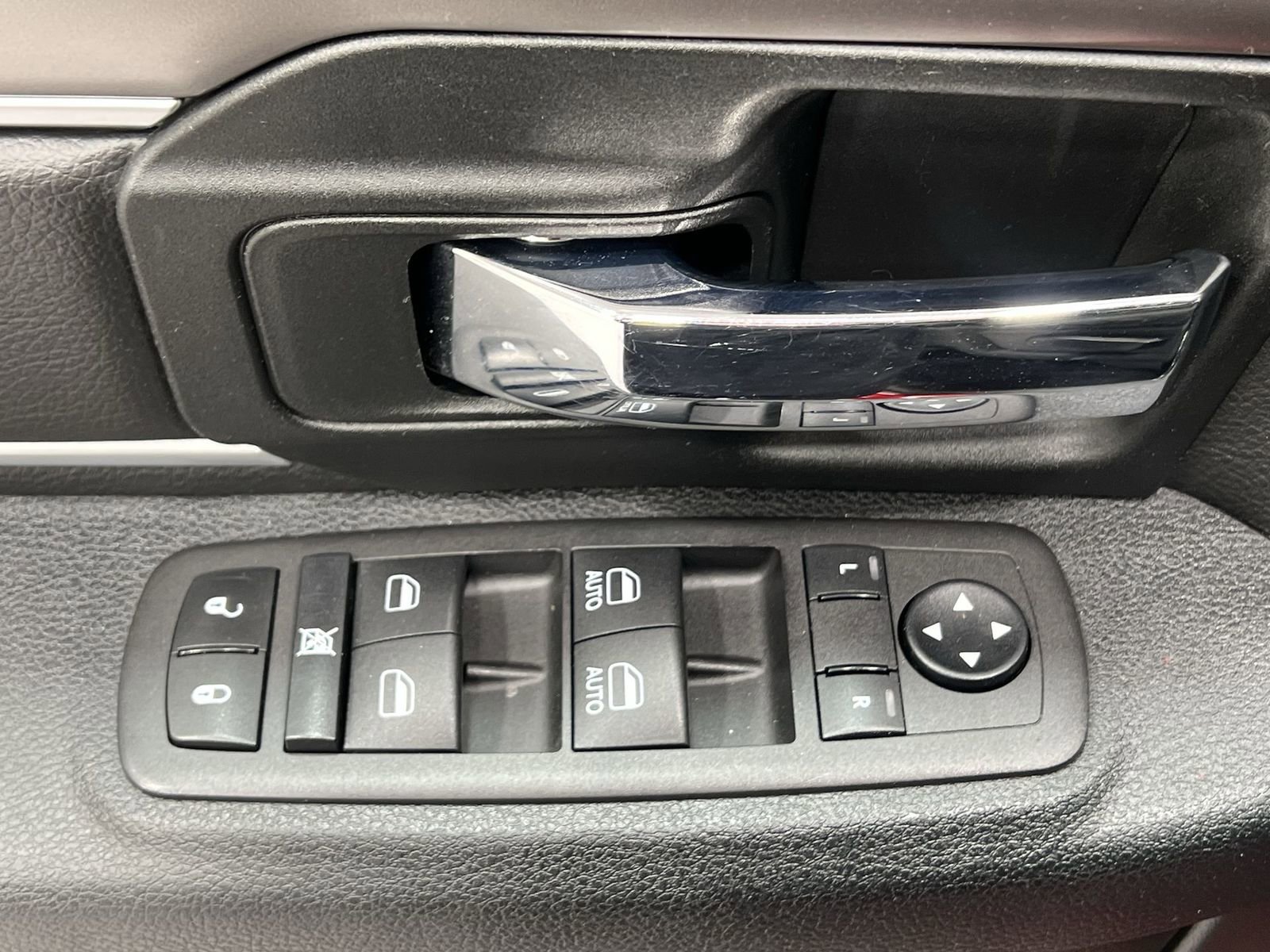 Used 2024 RAM 1500 Classic Warlock image 13