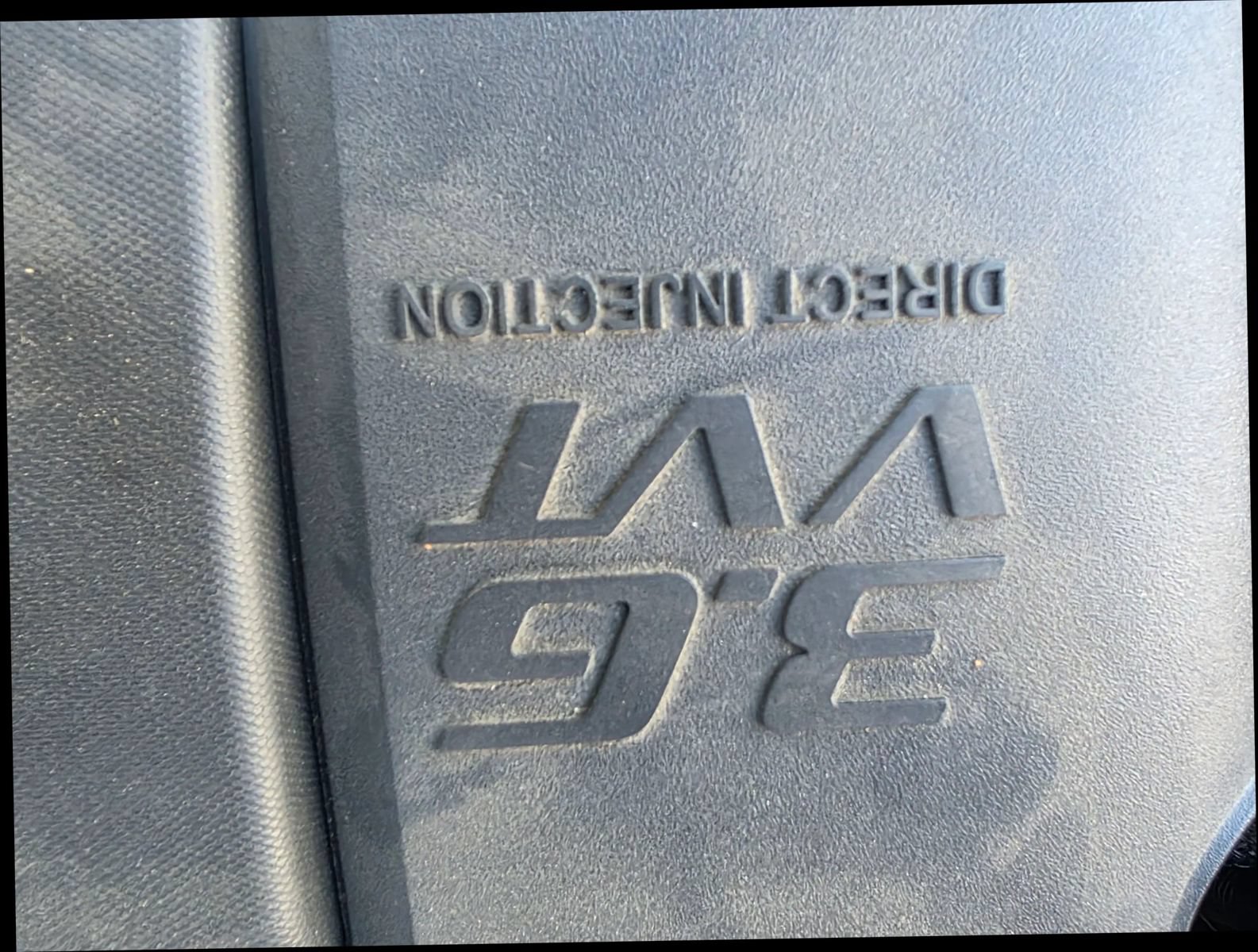 Used 2012 Buick Enclave Premium FWD image 12
