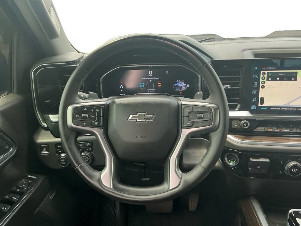 Used 2024 Chevrolet Silverado 1500 LT Trail Boss w/ LT Trail Boss Premium Package AWD/4WD image 18