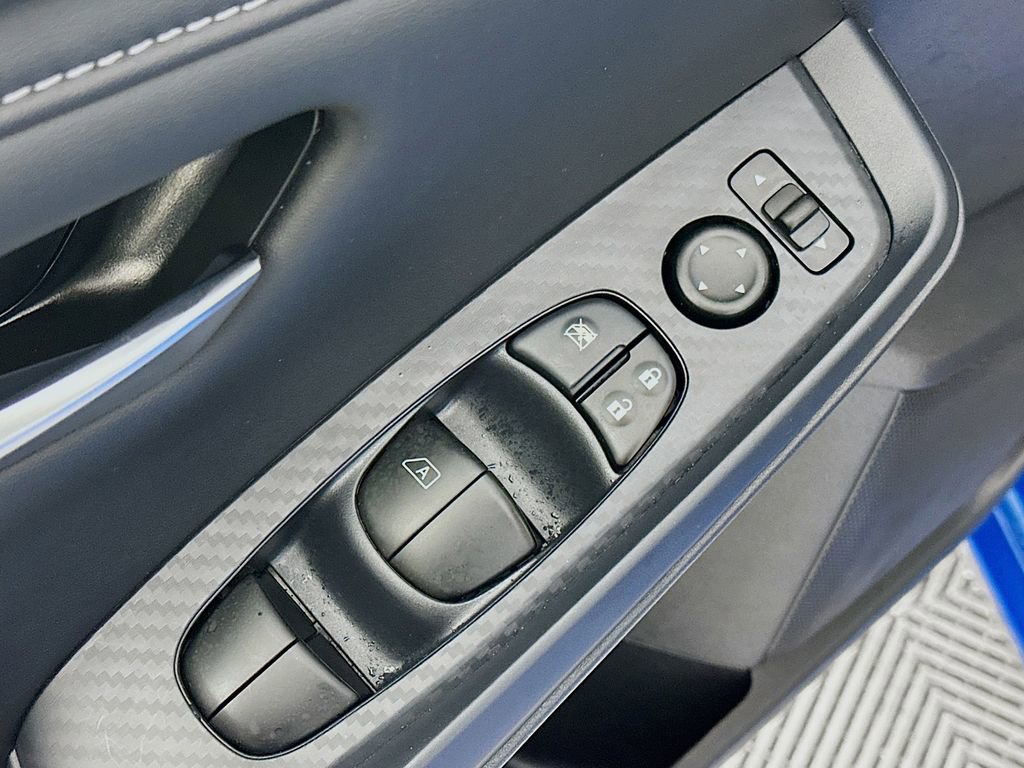 Certified 2025 Nissan Sentra SV image 24