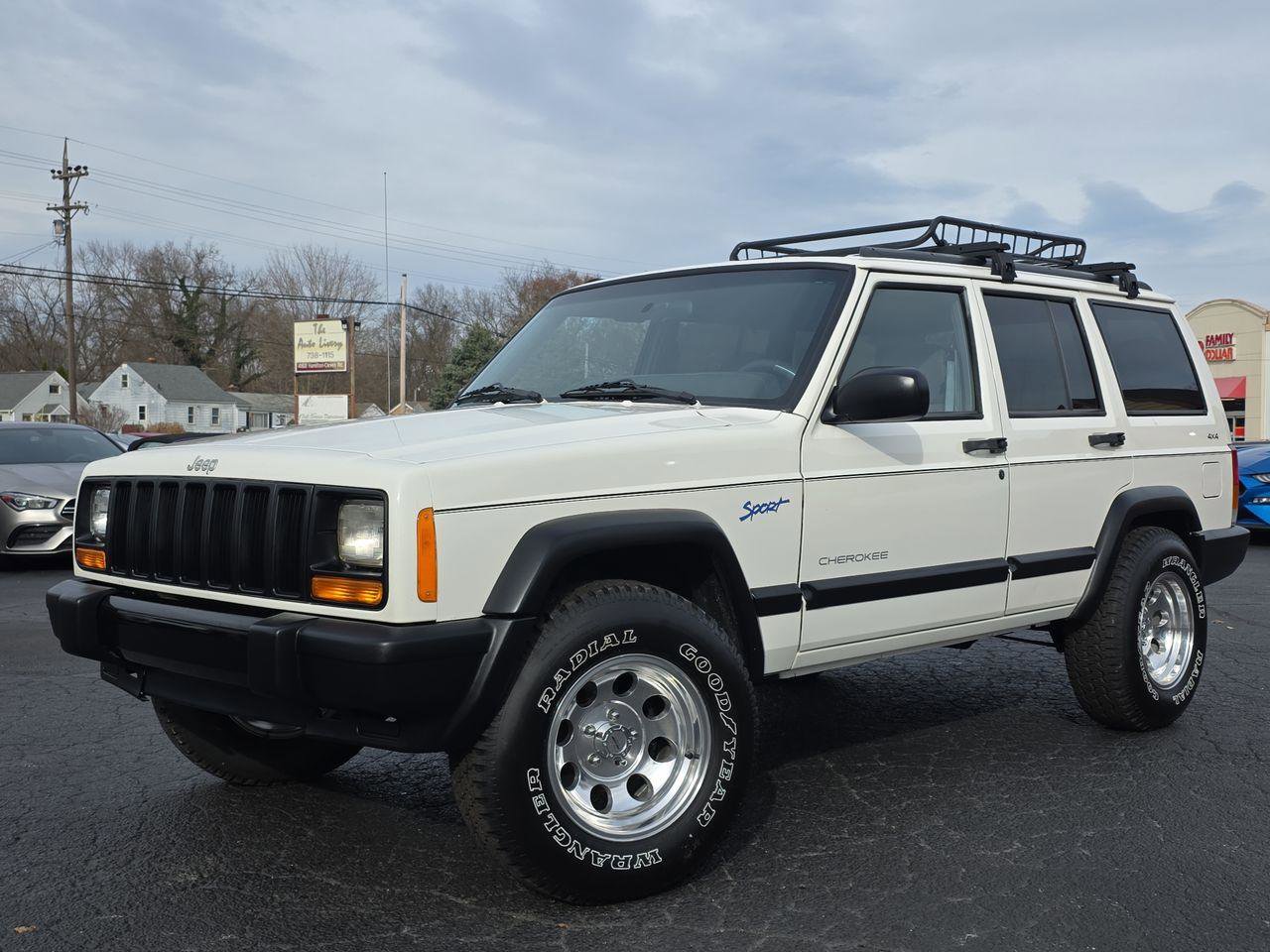 Used 1998 Jeep Cherokee Sport