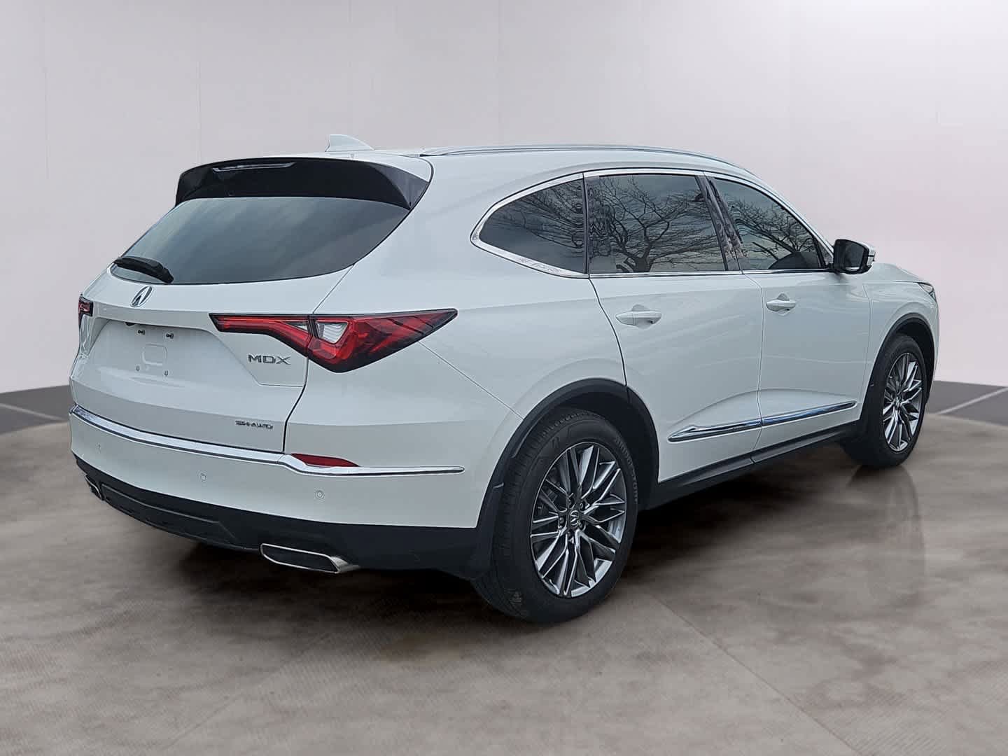 Used 2022 Acura MDX SH-AWD w/ Advance Package image 3