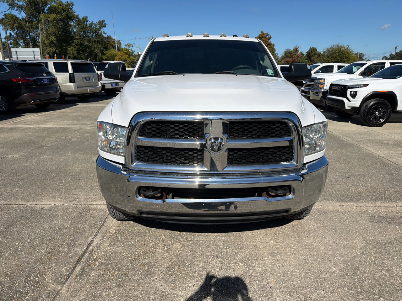 Used 2017 RAM 3500 Tradesman w/ Chrome Appearance Group image 11