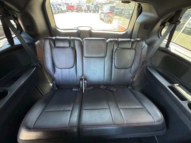 Used 2016 Dodge Grand Caravan R/T w/ Safety Sphere Group FWD image 16