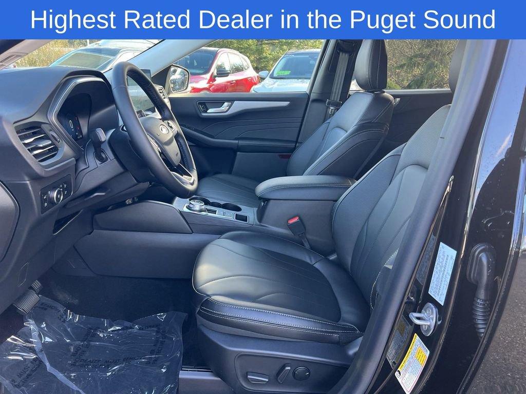 New 2025 Ford Escape SE w/ PHEV Premium Package image 6