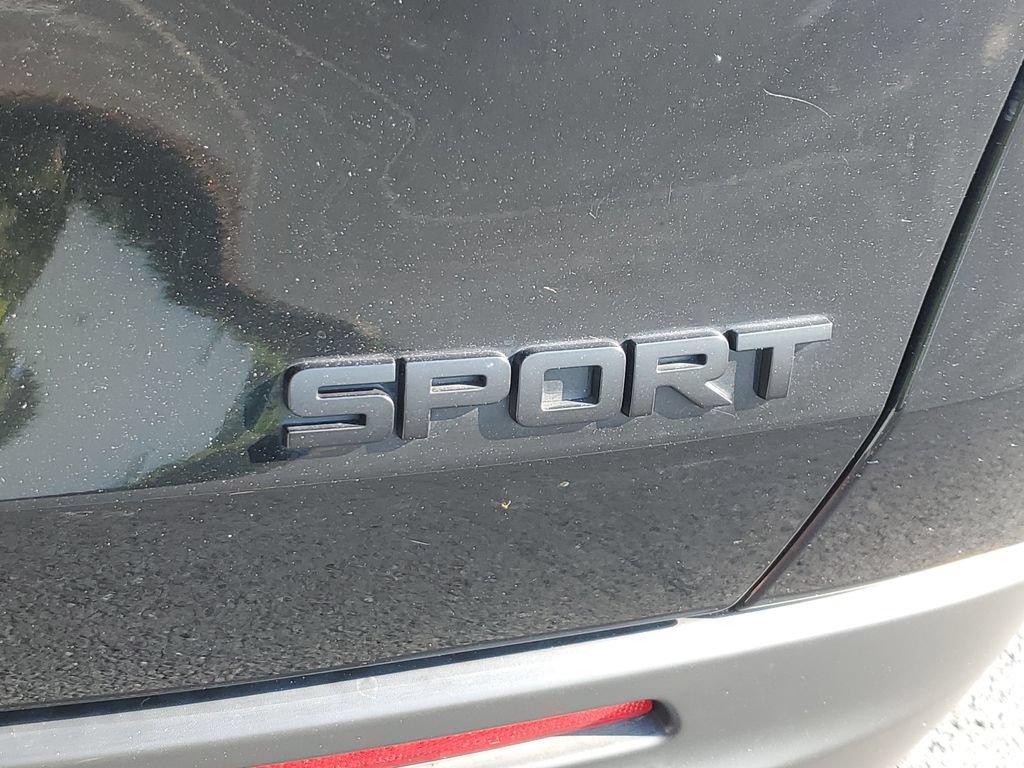Certified 2025 Honda HR-V Sport image 9