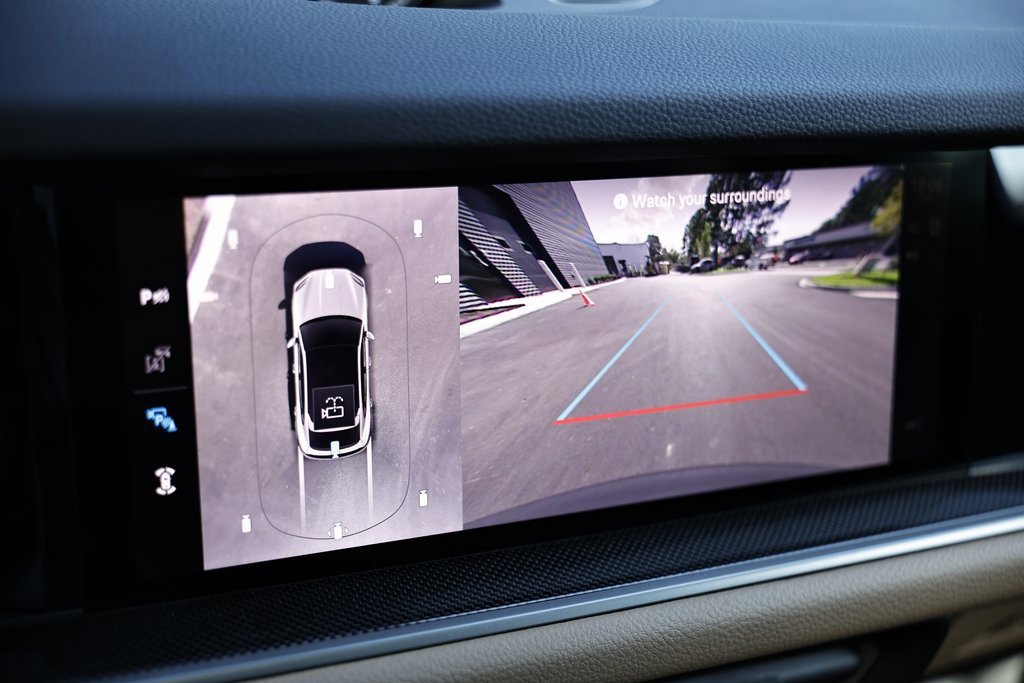 New 2026 Porsche Cayenne S image 40