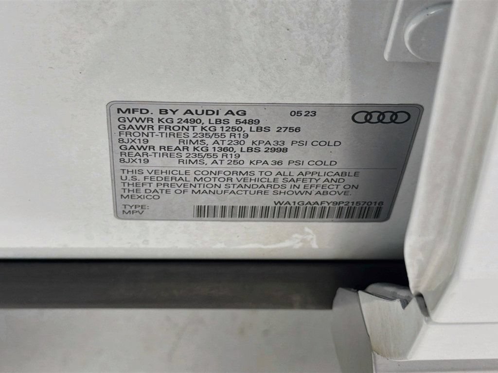 Used 2023 Audi Q5 2.0T Premium w/ Convenience Package AWD/4WD image 32