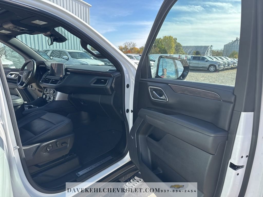 Used 2023 Chevrolet Tahoe Z71 w/ Luxury Package image 27
