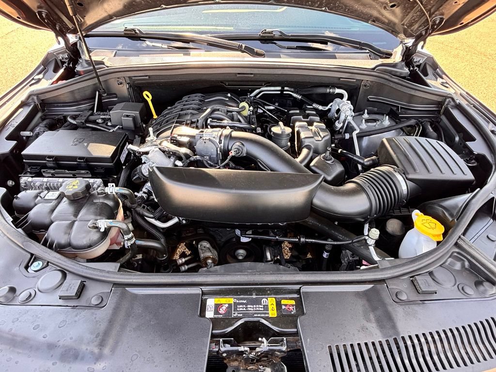 Used 2024 Dodge Durango GT RWD image 31
