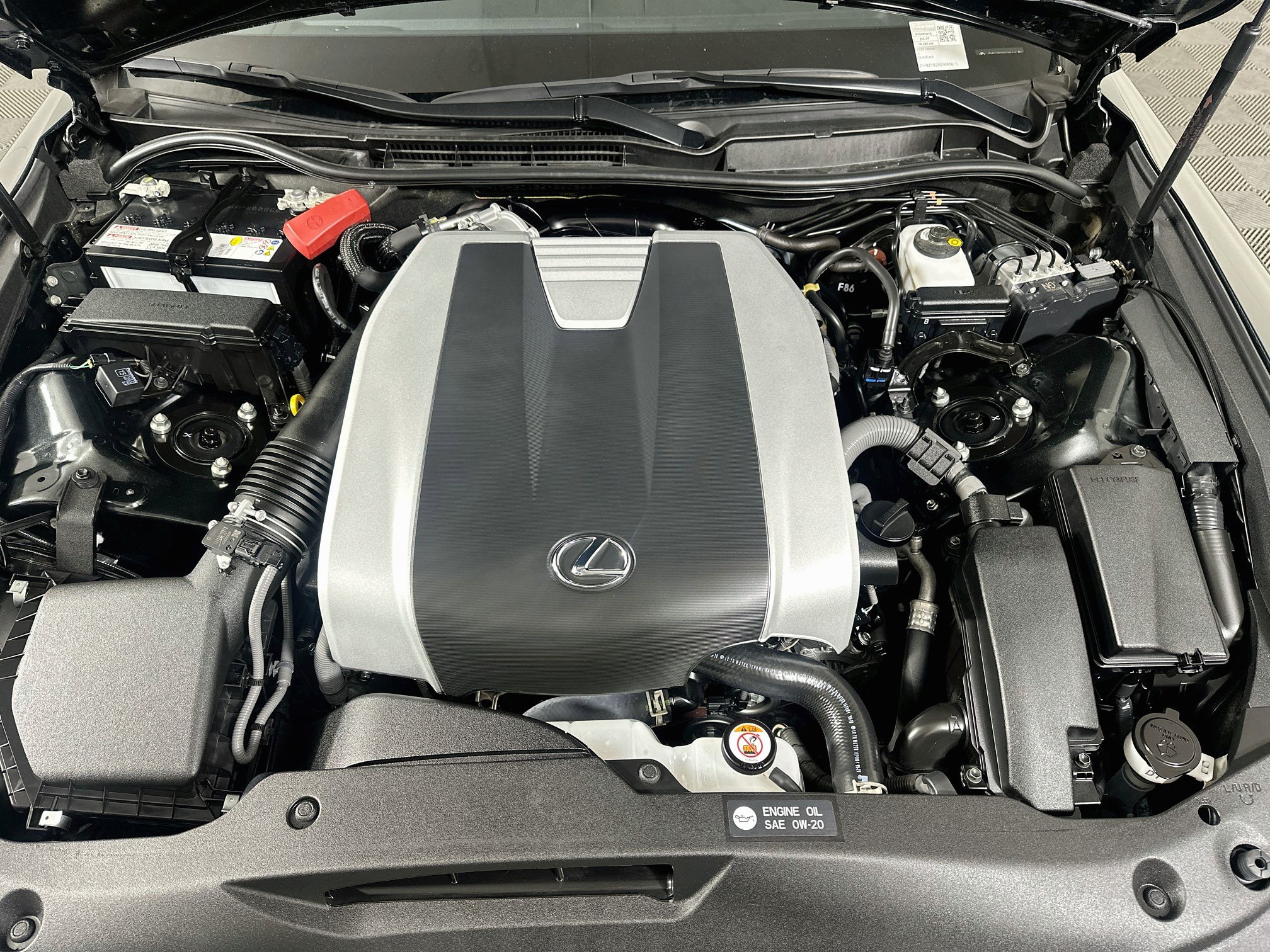 Used 2025 Lexus IS 350 F Sport RWD image 33