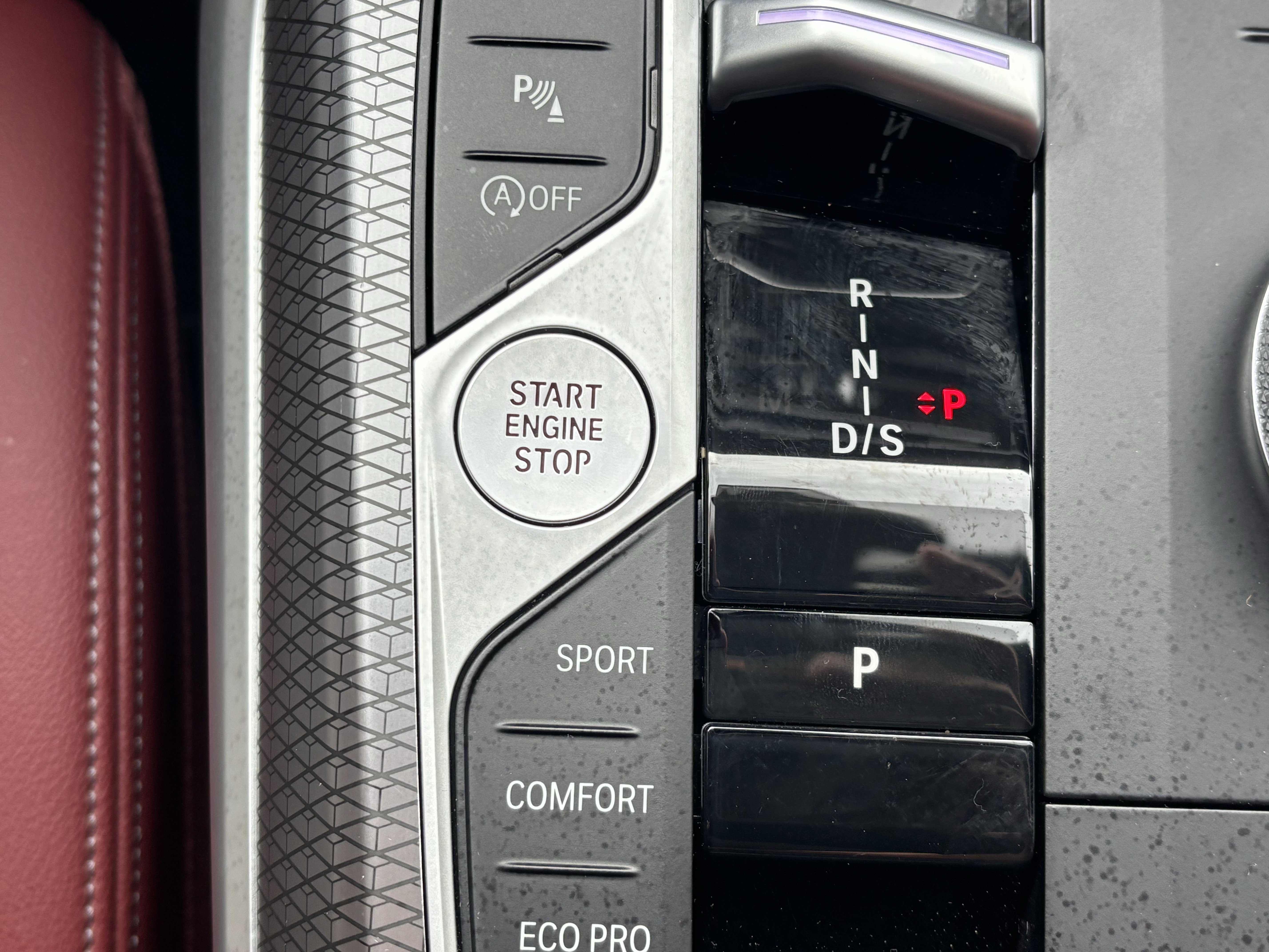 Used 2024 BMW 330i Sedan w/ M Sport Package image 37