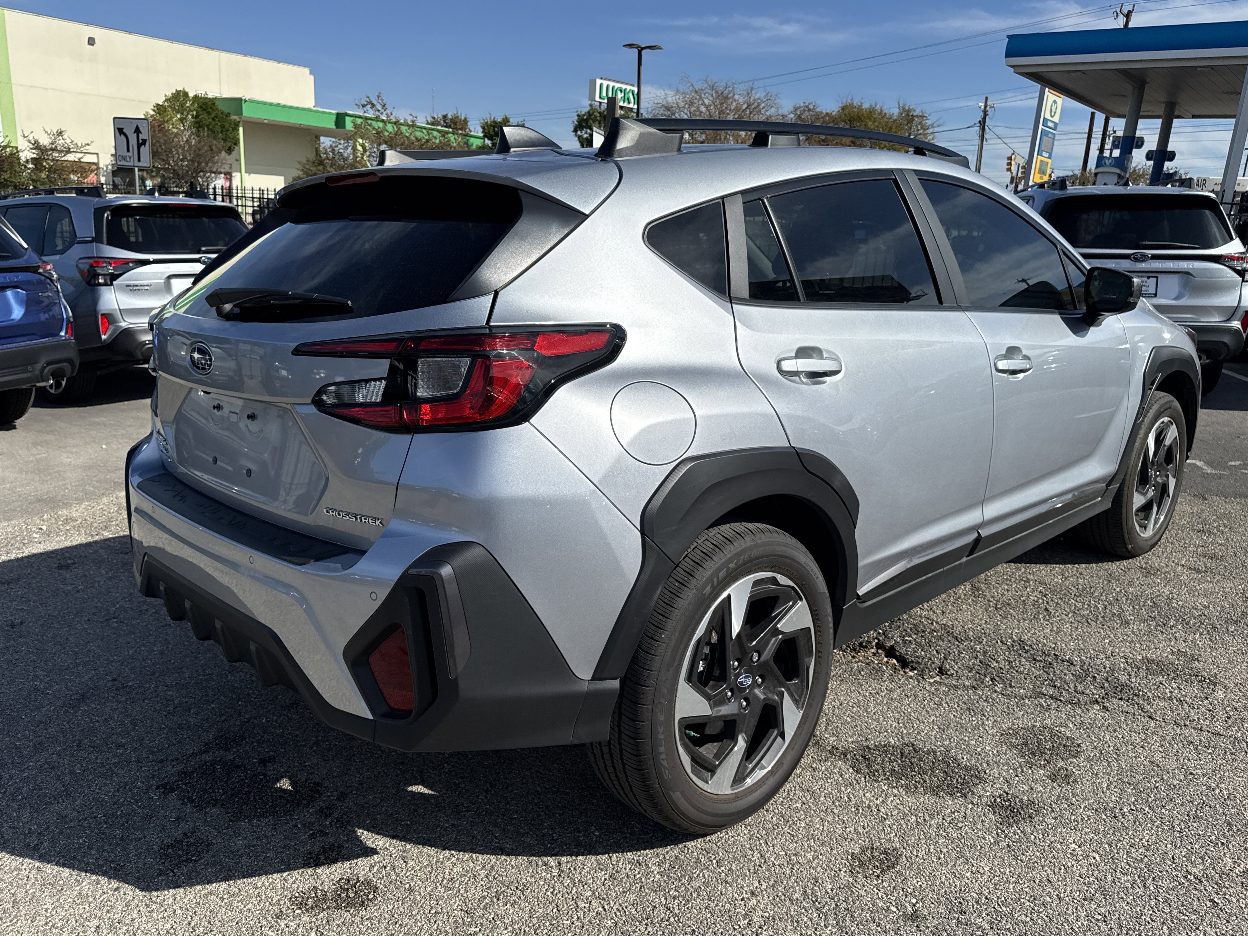 Certified 2025 Subaru Crosstrek 2.5i Limited w/ Crosstrek Mirror Package image 3