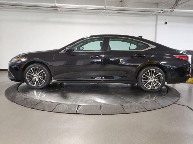 Used 2024 Lexus ES 350 w/ Premium Package FWD image 6