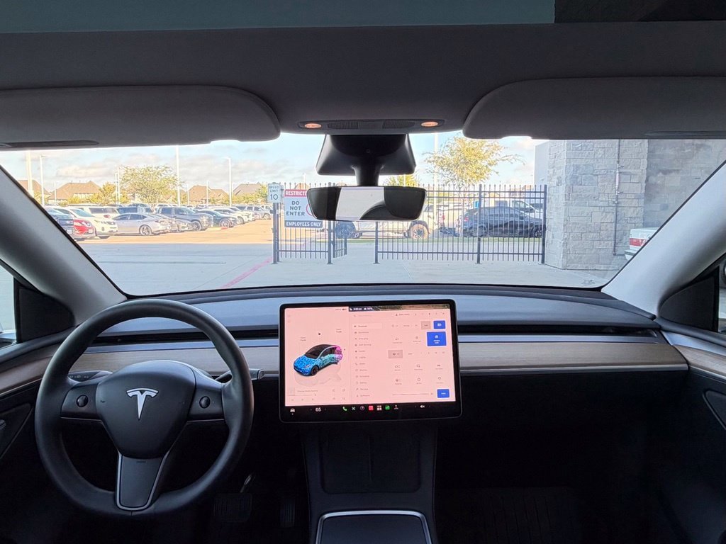 Used 2023 Tesla Model Y Long Range AWD/4WD image 19