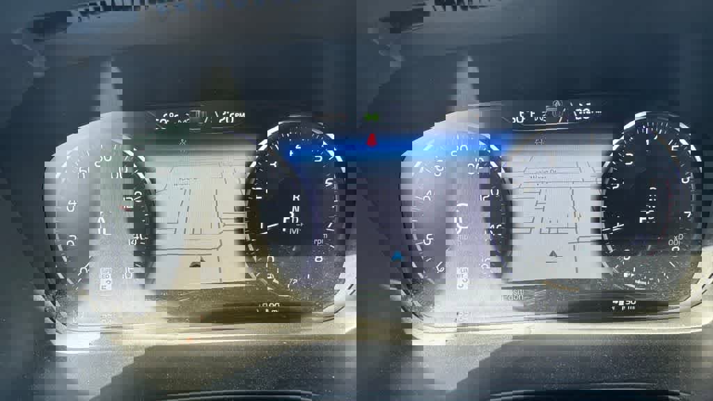 Used 2021 Volvo XC40 T5 R-Design w/ Climate Package image 24