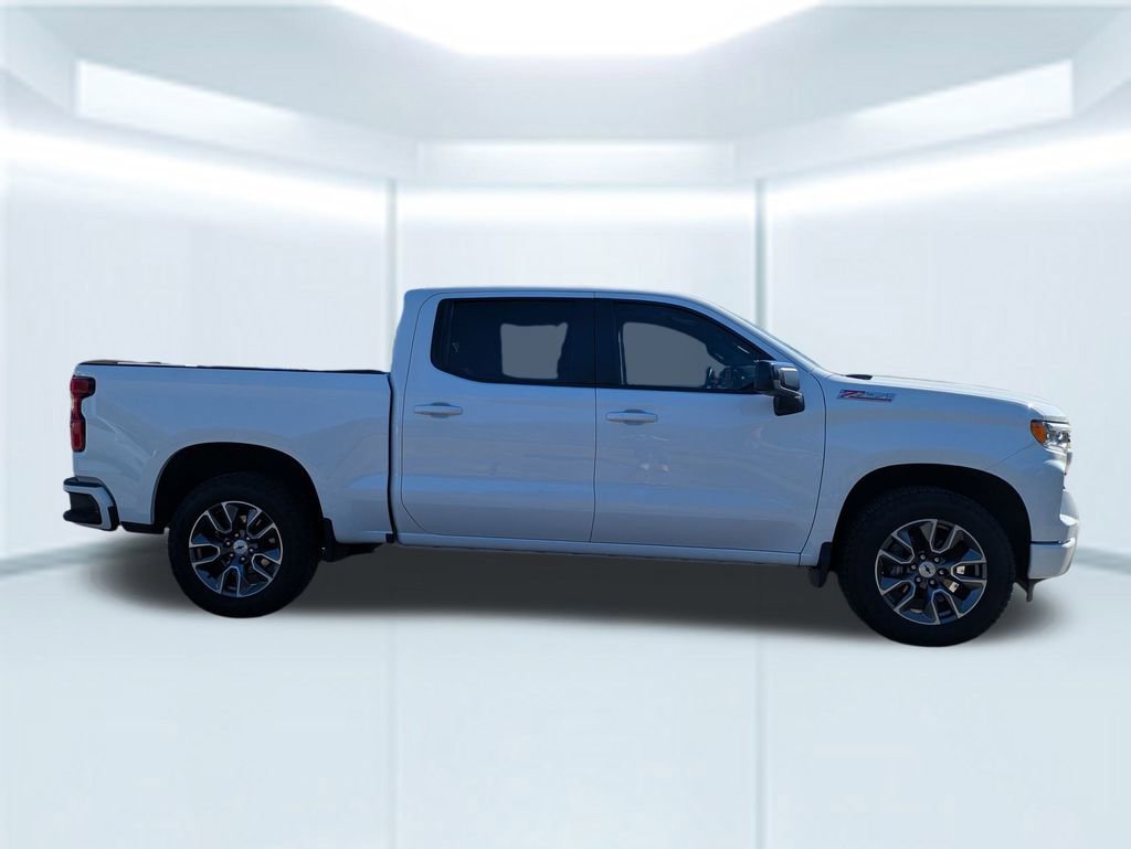 Used 2024 Chevrolet Silverado 1500 RST w/ Z71 Off-Road Package image 7