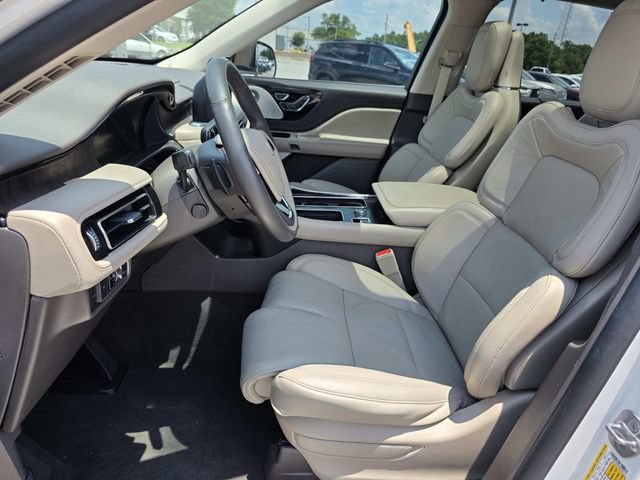 Used 2021 Lincoln Aviator Reserve w/ Equipment Group 201A AWD/4WD image 9