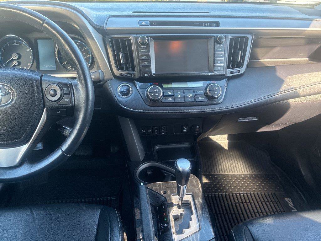 Used 2017 Toyota RAV4 Platinum w/ All Weather Liner Package AWD/4WD image 21
