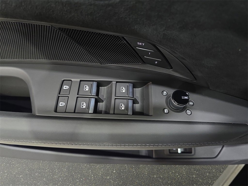 New 2025 Audi RS e-tron GT performance image 27