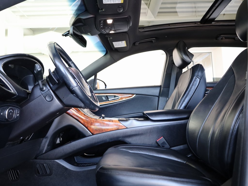 Used 2019 Lincoln Nautilus Reserve image 31