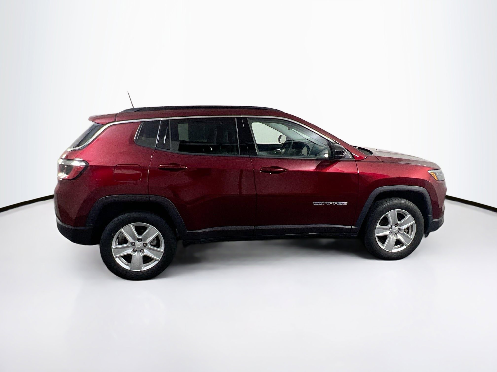 Used 2022 Jeep Compass Latitude AWD/4WD image 4