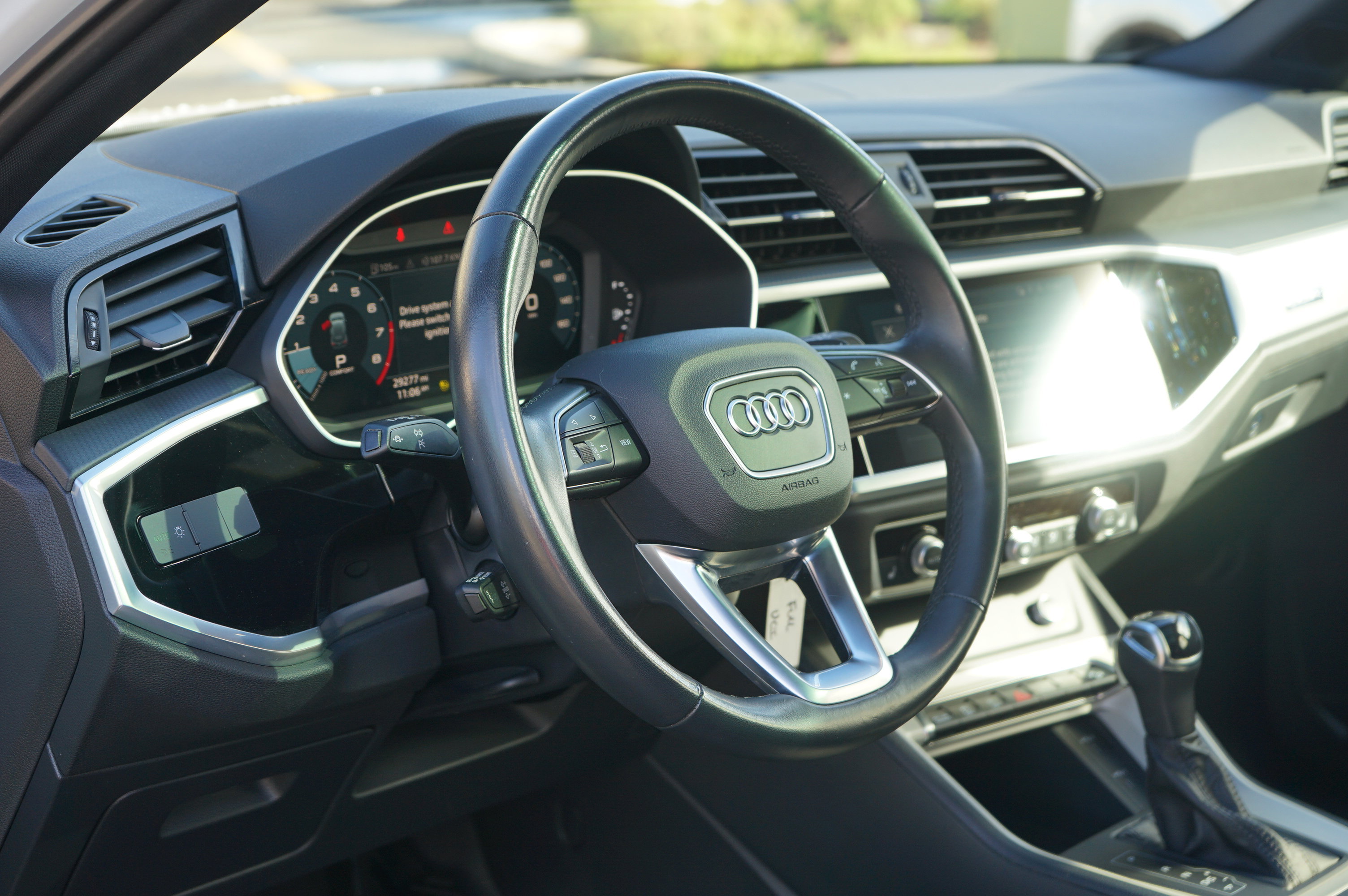 Used 2022 Audi Q3 2.0T Premium w/ Convenience Package image 16