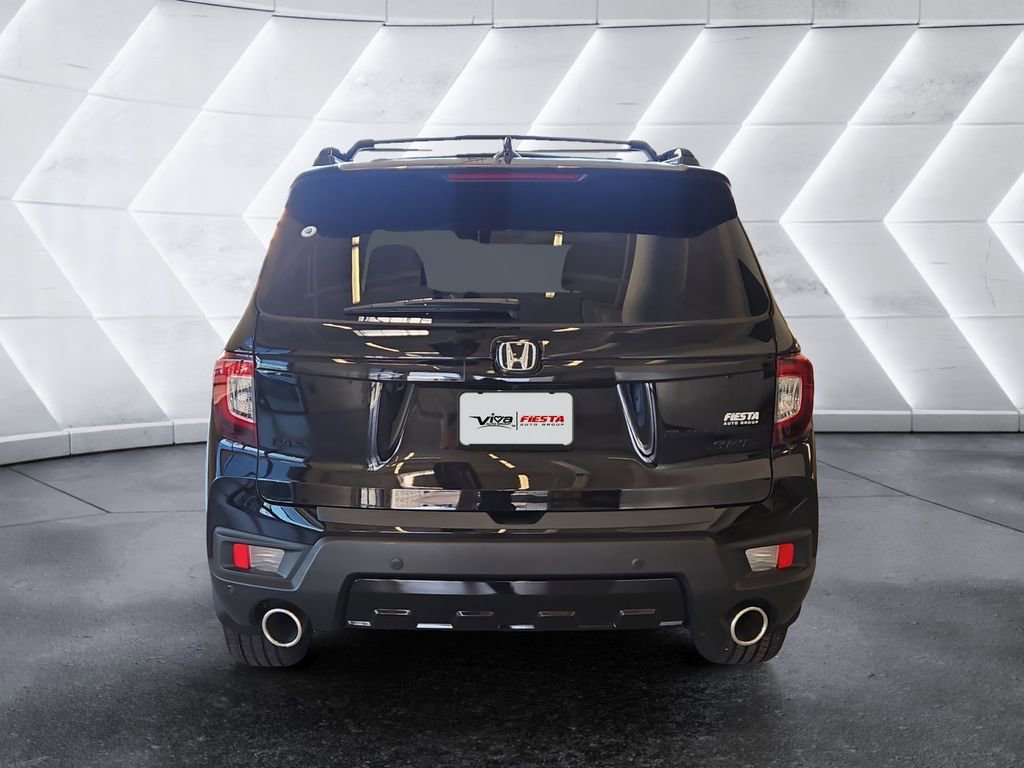 Used 2024 Honda Passport Black Edition image 5