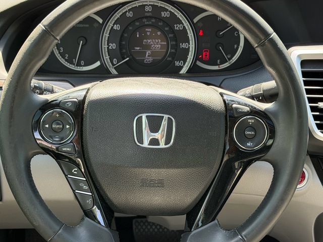 Used 2017 Honda Accord EX-L image 11
