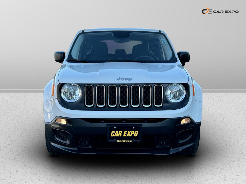 Used 2015 Jeep Renegade Sport image 2