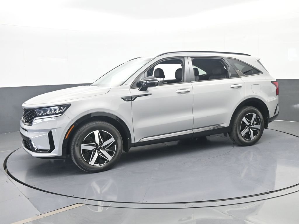 Used 2023 Kia Sorento EX FWD image 2