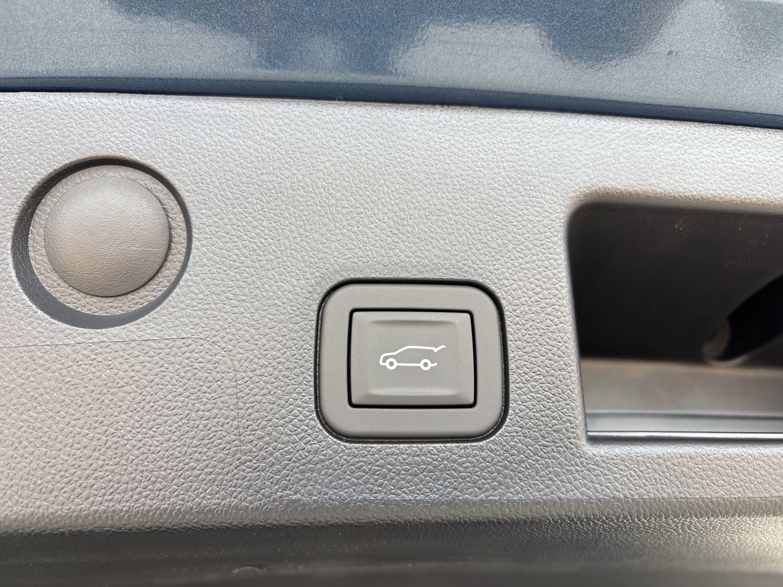 New 2026 Chevrolet Equinox LT w/ Convenience Package II FWD image 17