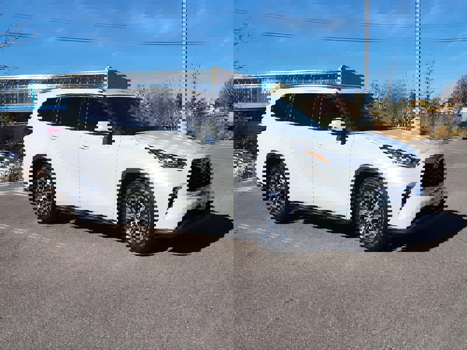 Used 2020 Toyota Highlander XLE video 3