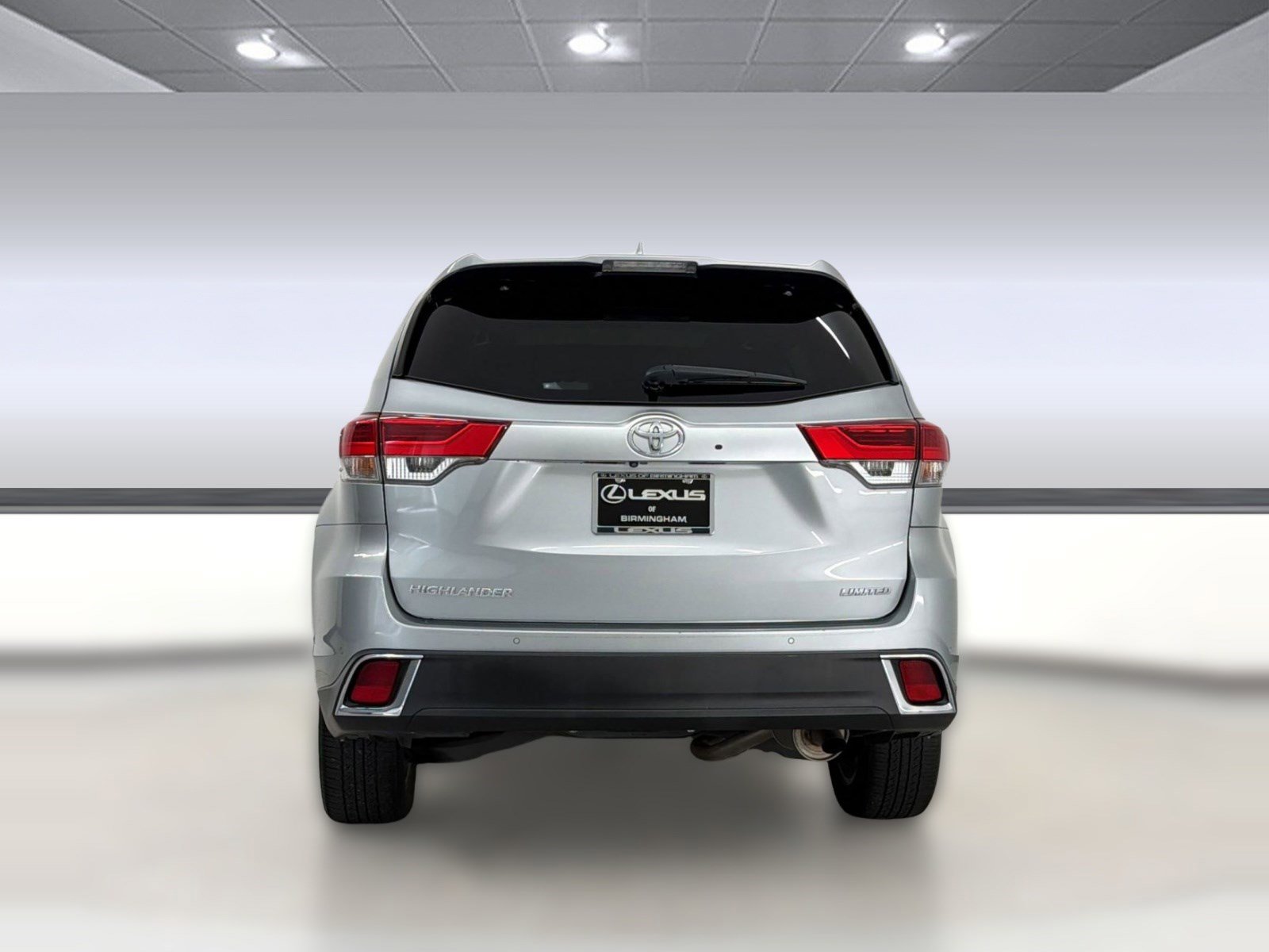 Used 2019 Toyota Highlander Limited Platinum FWD image 10