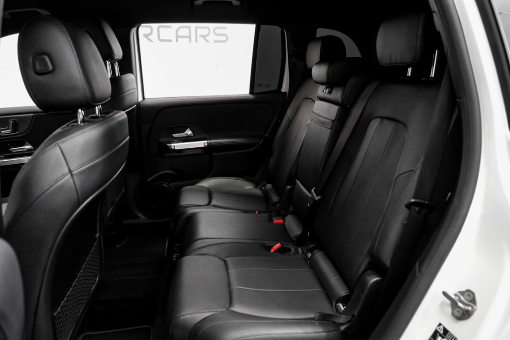 Used 2021 Mercedes-Benz GLB 250 w/ Premium Package image 42