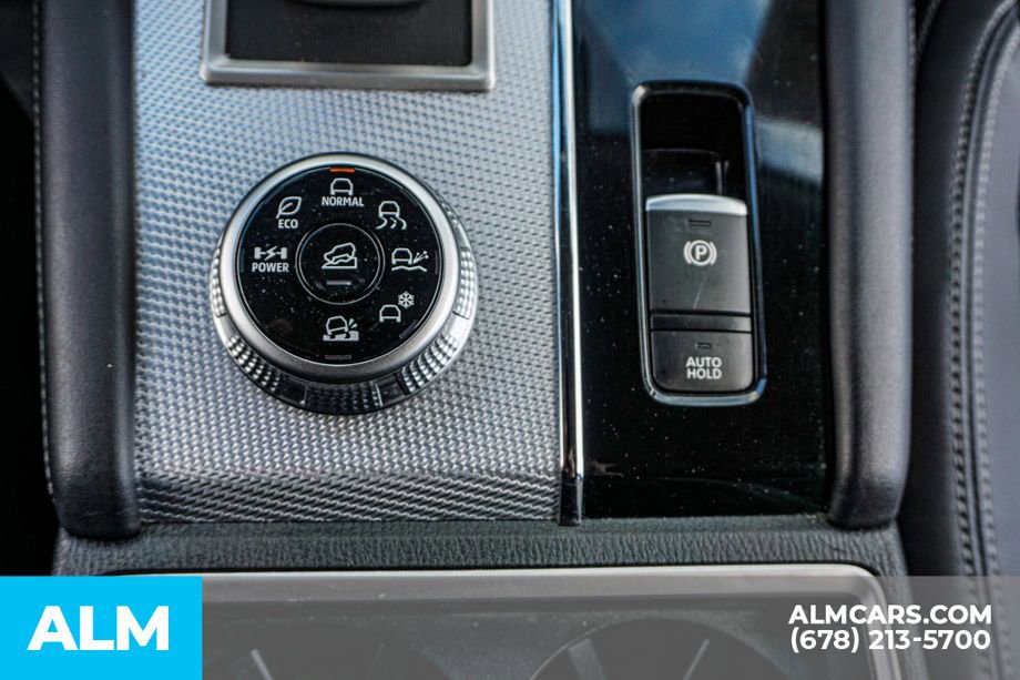 Used 2023 Mitsubishi Outlander SEL image 45