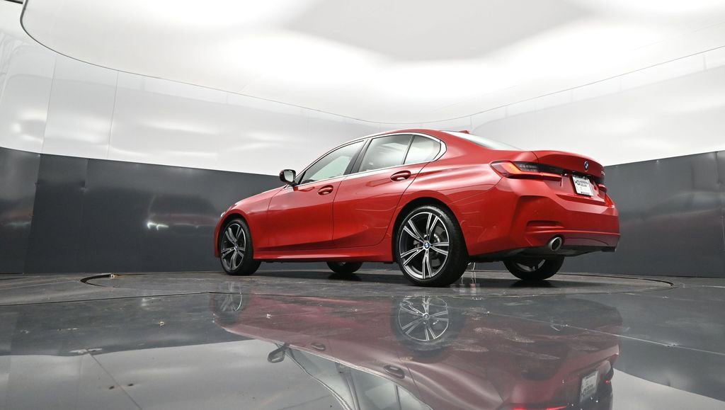 Certified 2024 BMW 330i Sedan image 40