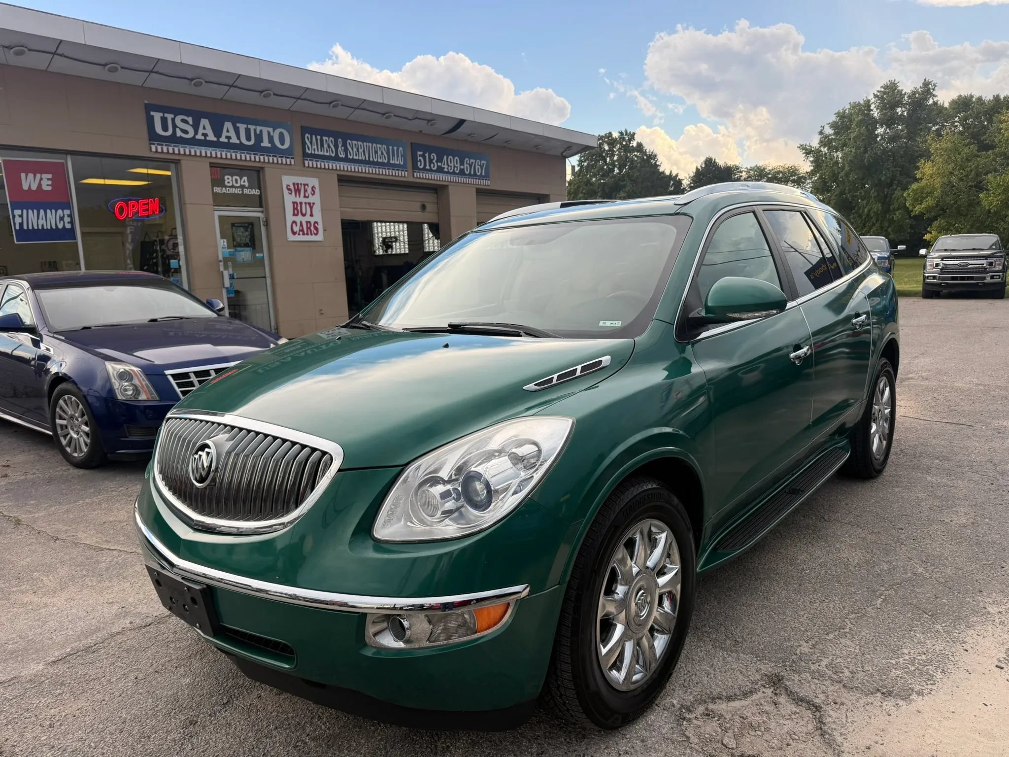 Used 2012 Buick Enclave Leather FWD image 2