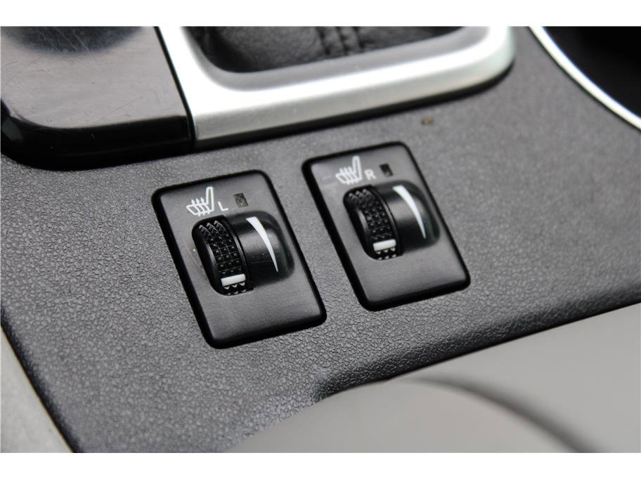 Used 2016 Toyota Highlander XLE image 30